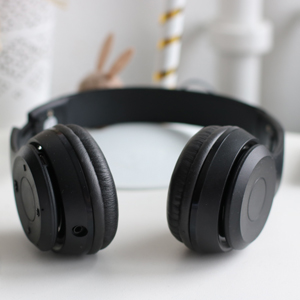 Headphone